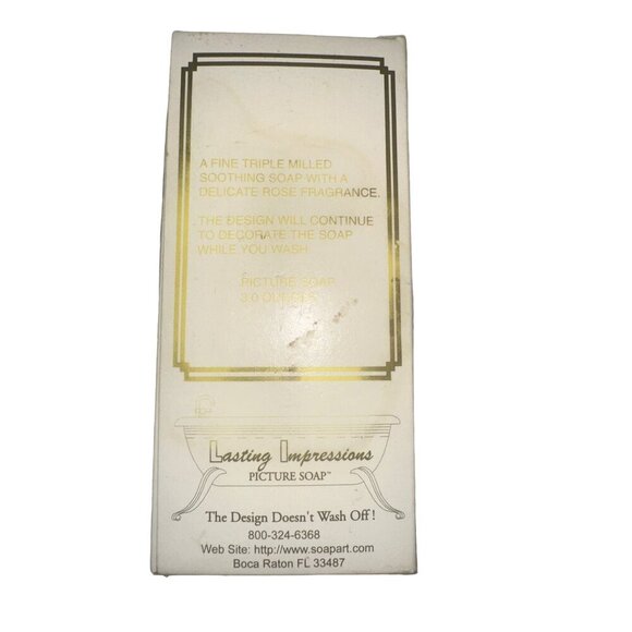 Lasting Impressions Picture Soap - Bear Catching Salmon - 3 Oz - Triple Milled R - Picture 3 of 3